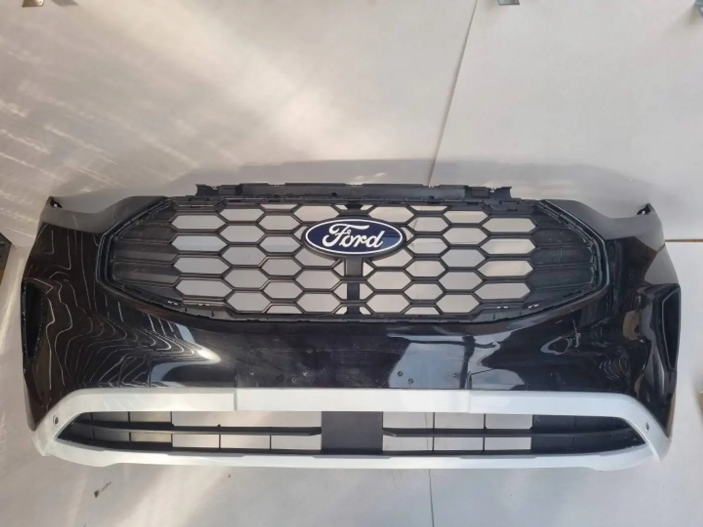 Бампер передний к Ford Transit Custom 2012