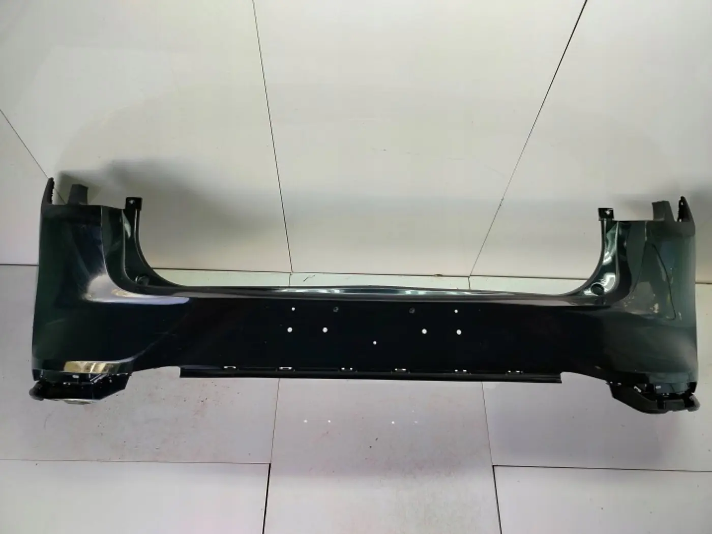 Бампер задний к Ford Mustang Mach-E 2020