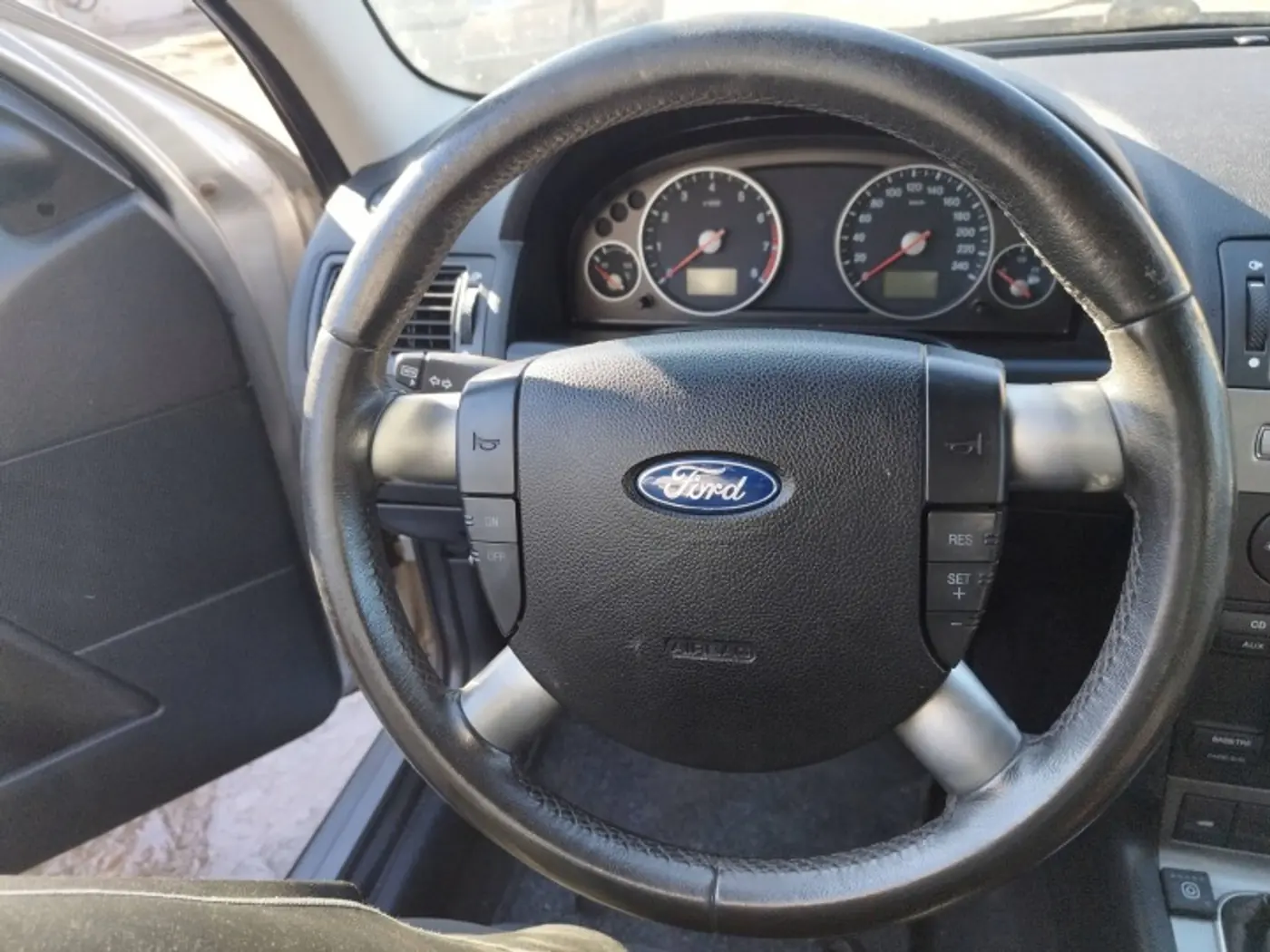 Руль к Ford Mondeo 2000