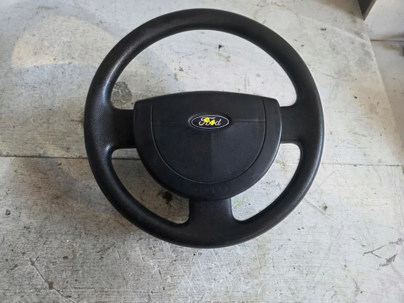 Руль к Ford Fiesta 2001