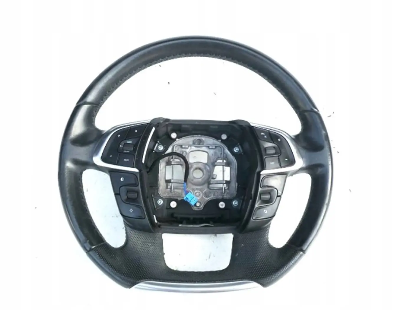 Руль к DS 4 2015