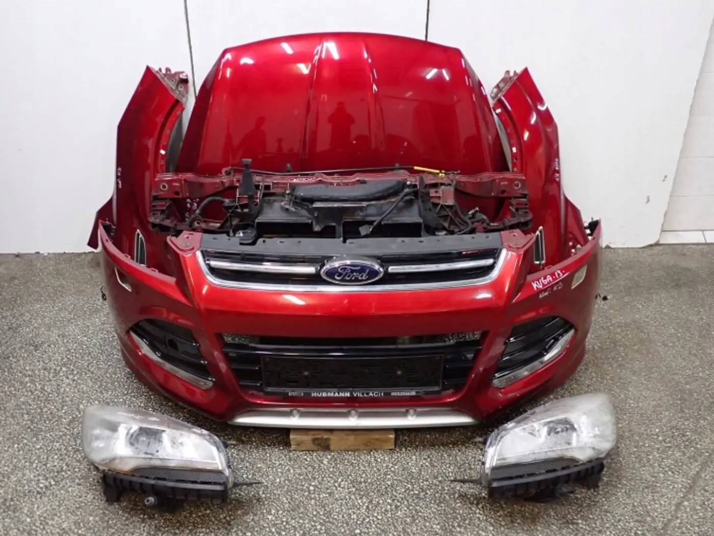 Капот к Ford Kuga 2015