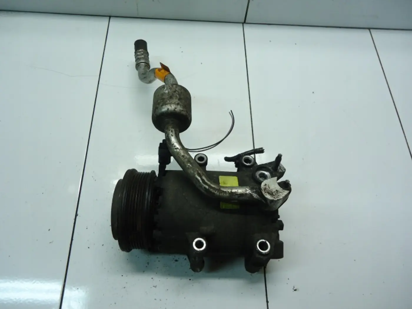 Компрессор кондиционера к Ford Fiesta 2008