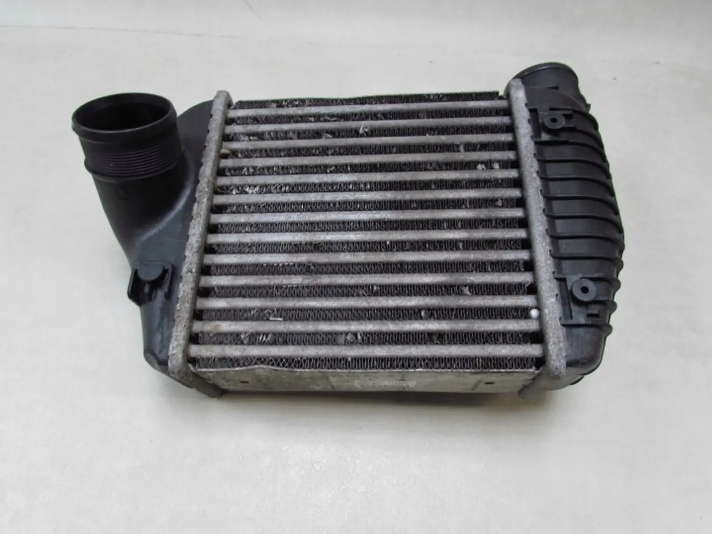 Интеркулер к Audi A6 2004