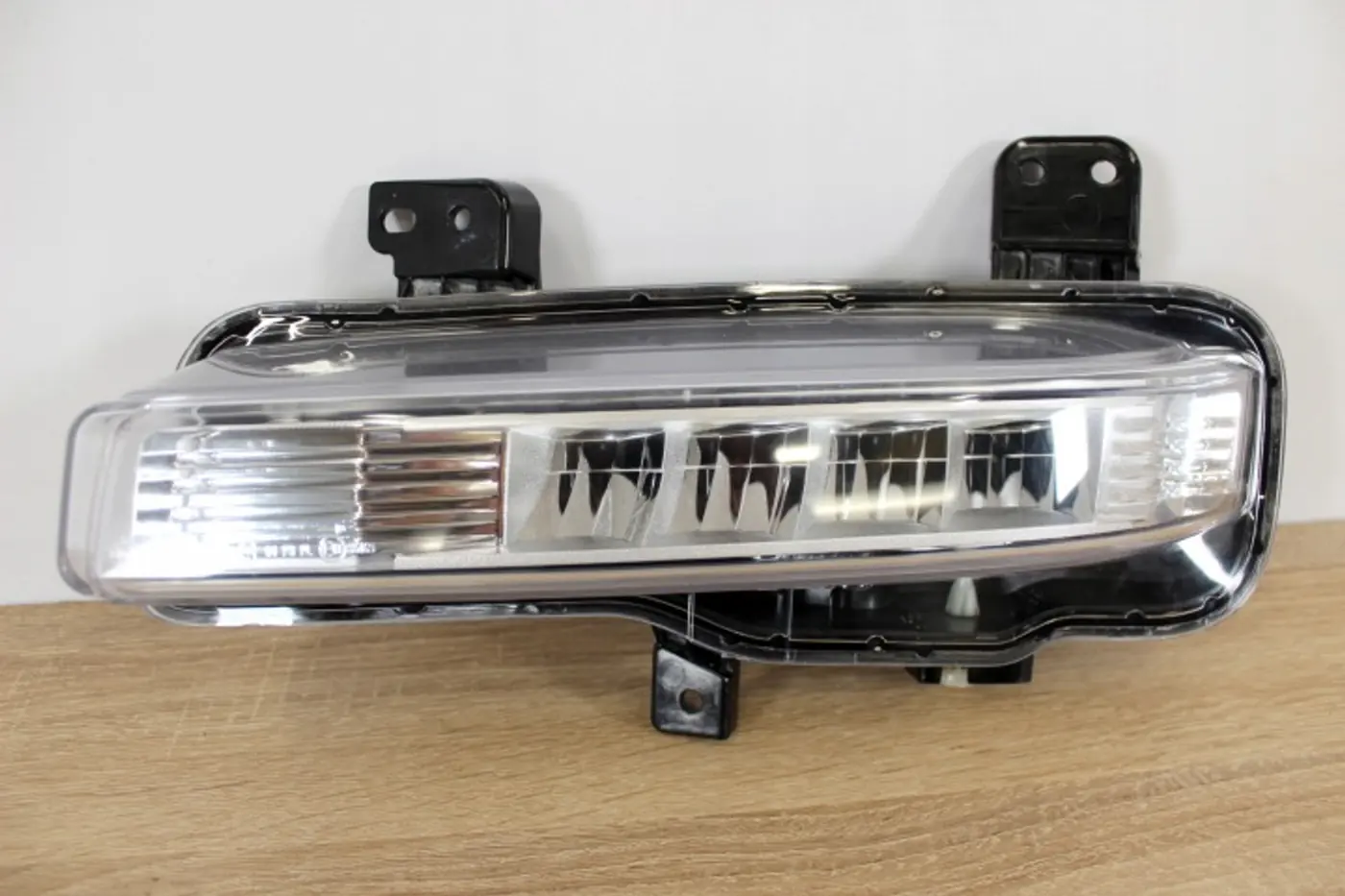 Фара противотуманная левая к Ford Explorer 2010