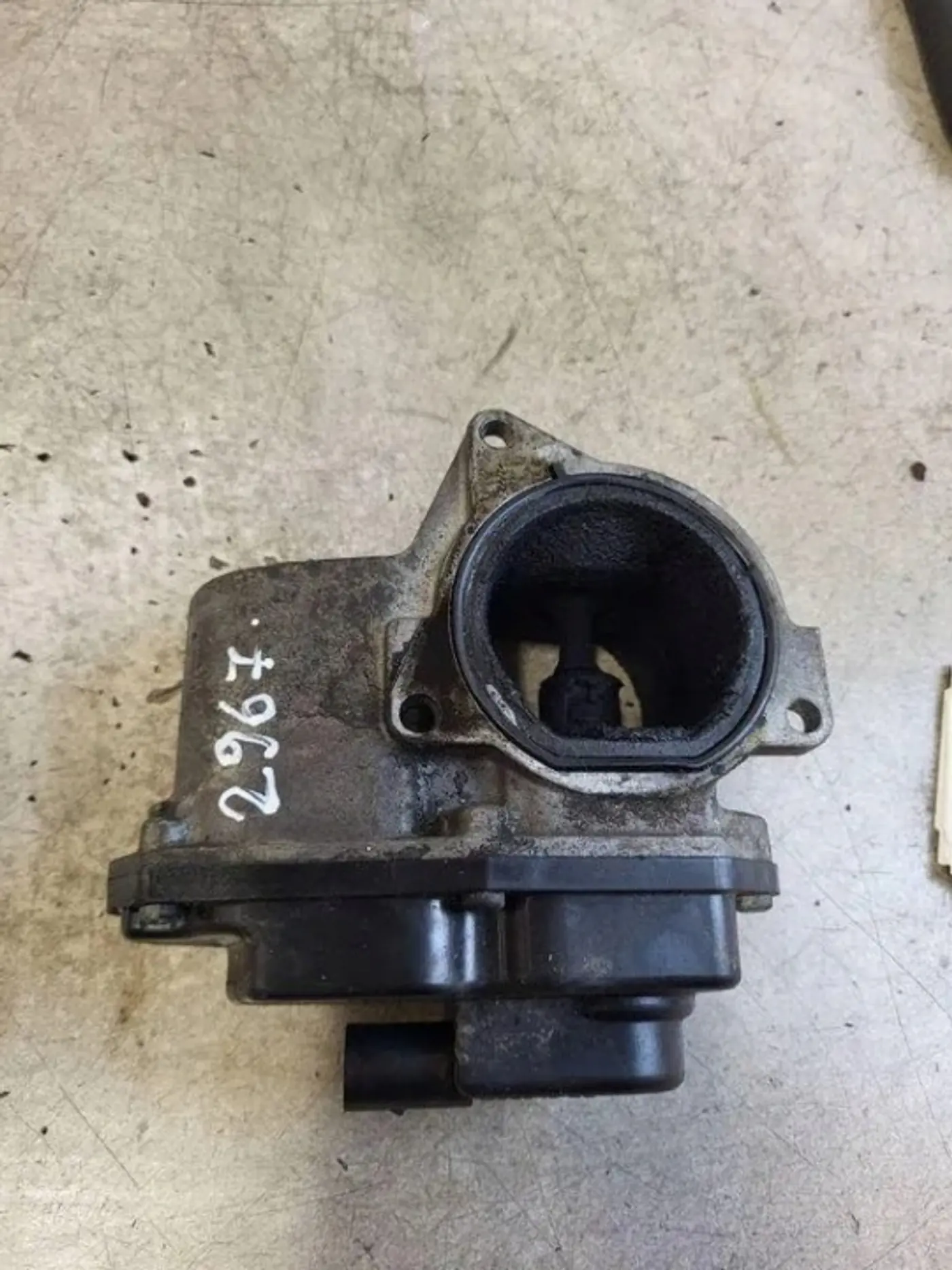 Клапан EGR к Audi S4 2009