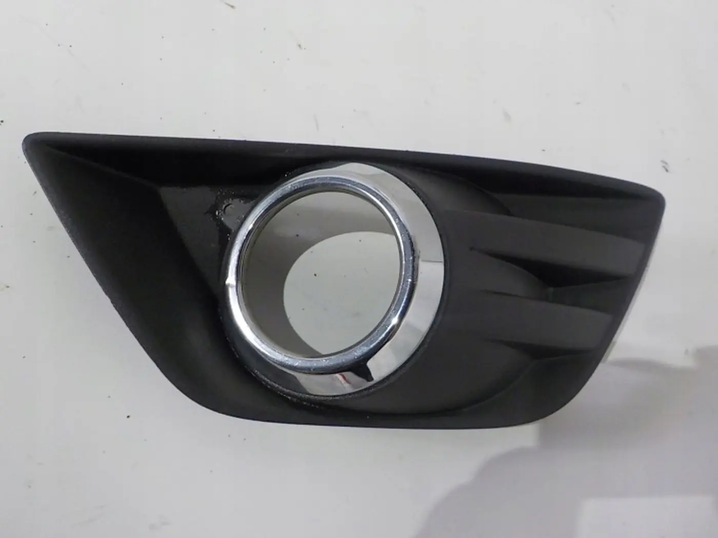 Решетка радиатора к Ford Kuga 2008