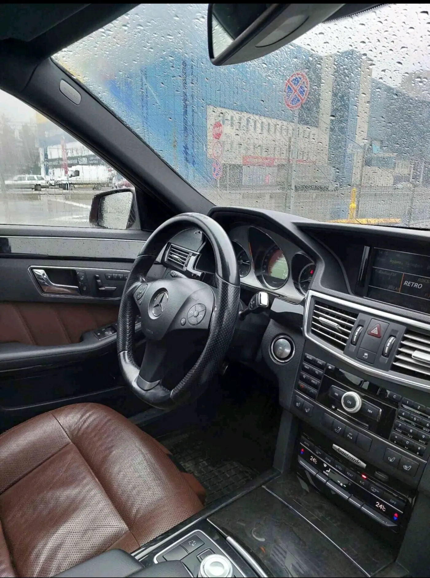 Mercedes-Benz E-klasse IV (W212, S212, C207), 2009