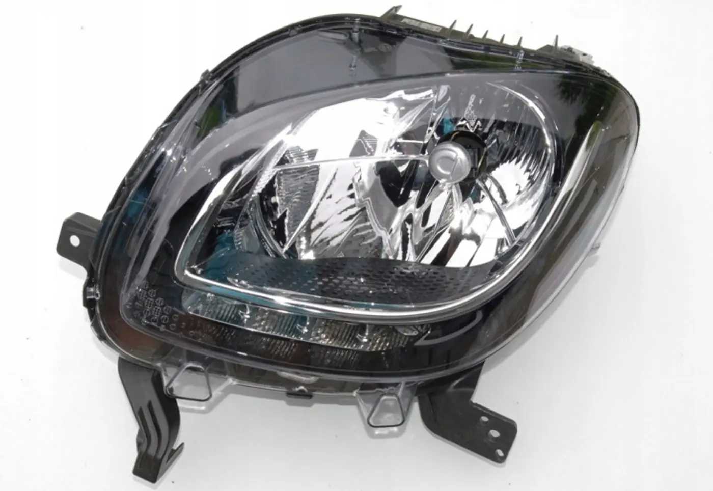 Фара левая к Smart Fortwo 2015