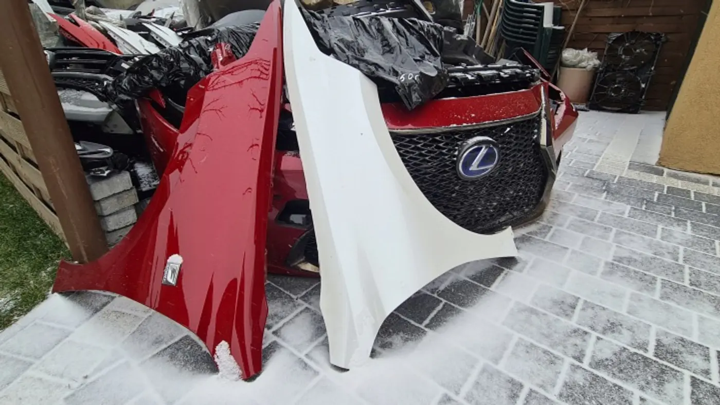 Крыло переднее левое к Lexus ES 2018