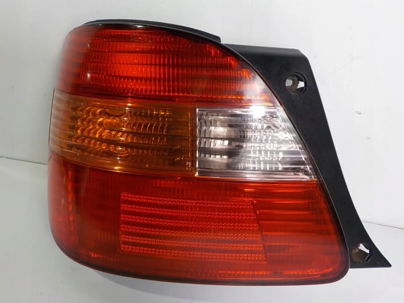 Фонарь задний левый к Lexus GS 1997