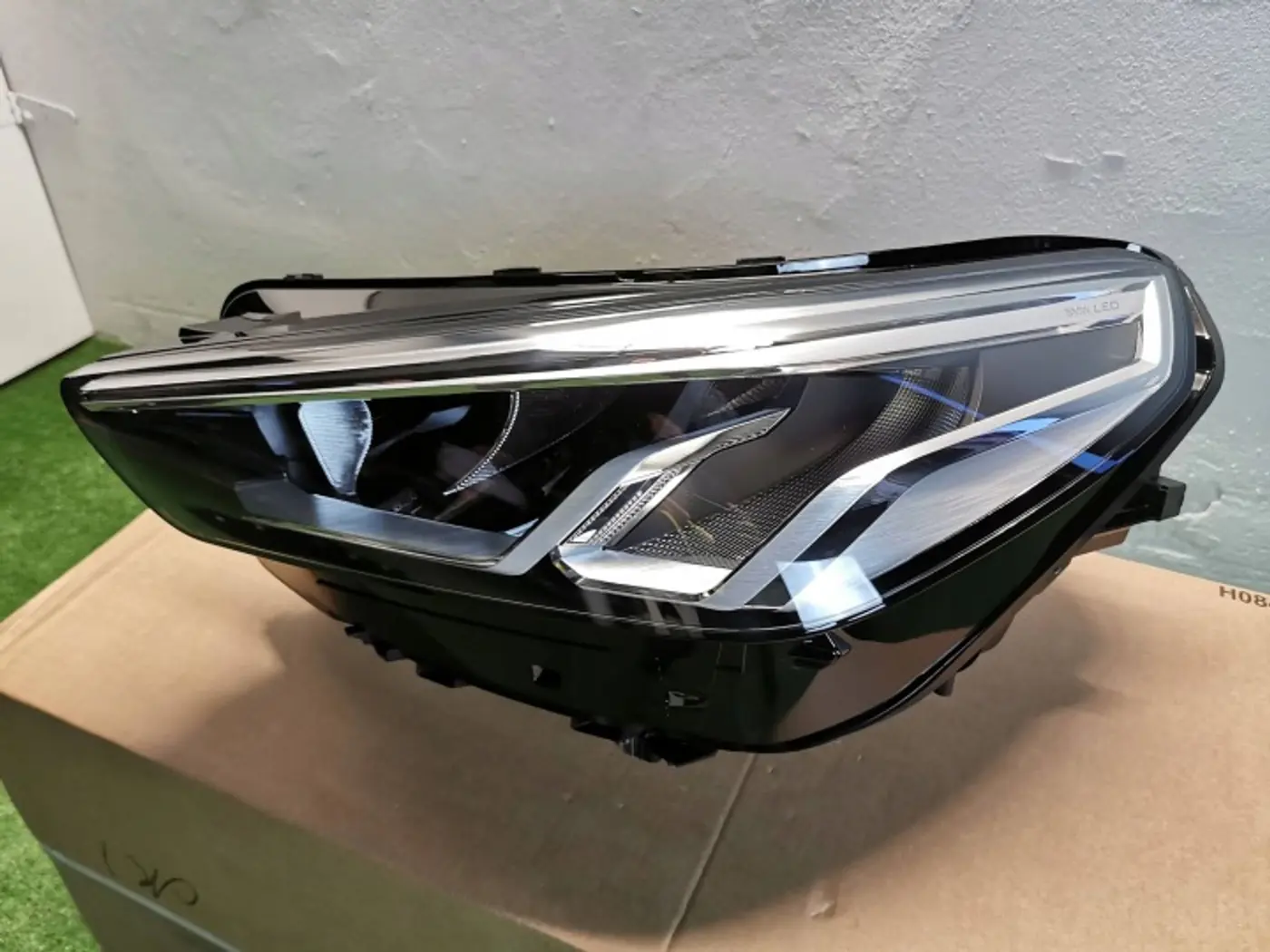 Фара левая к BMW iX1 2022