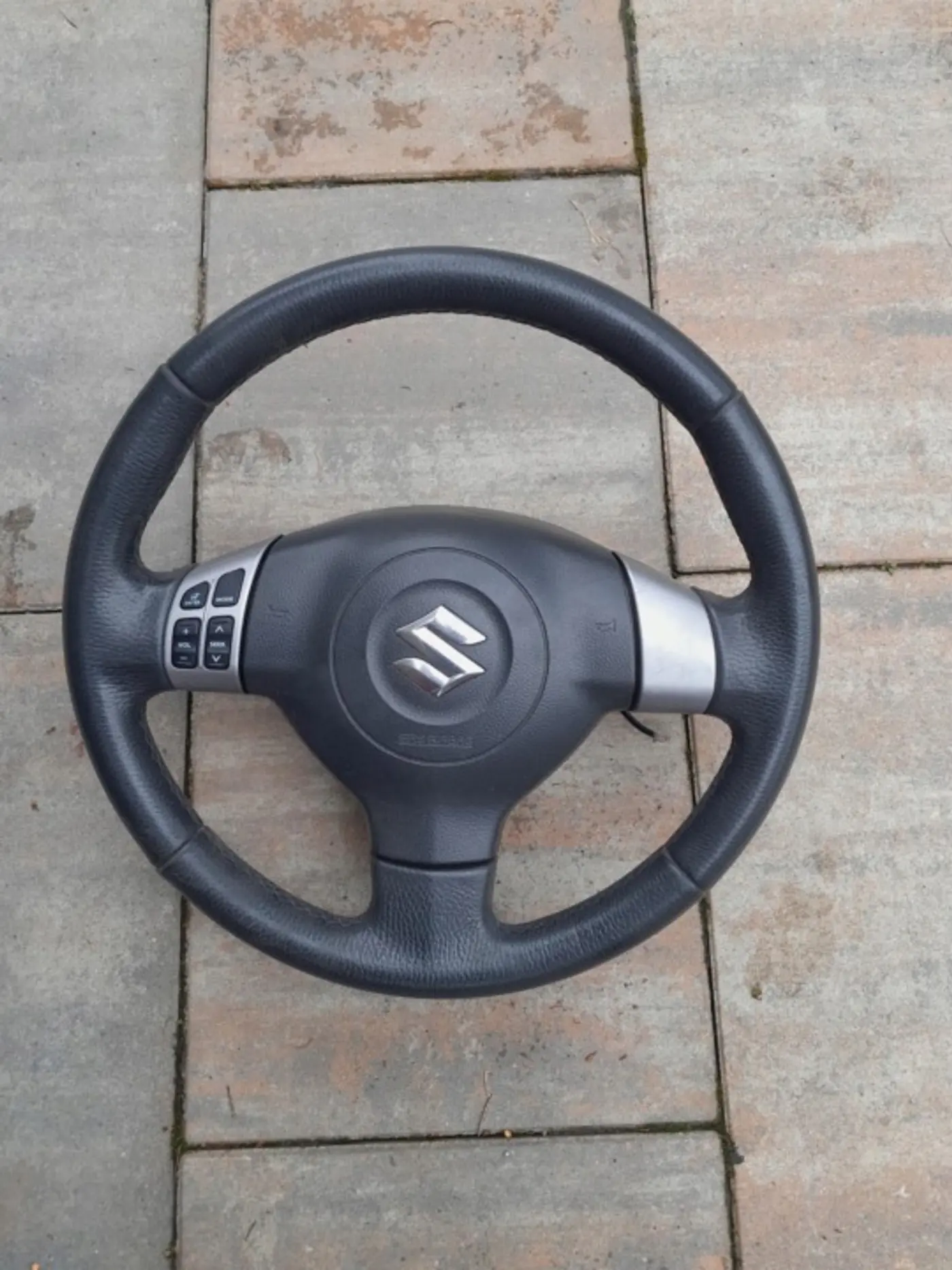 Руль к Suzuki SX4 2006
