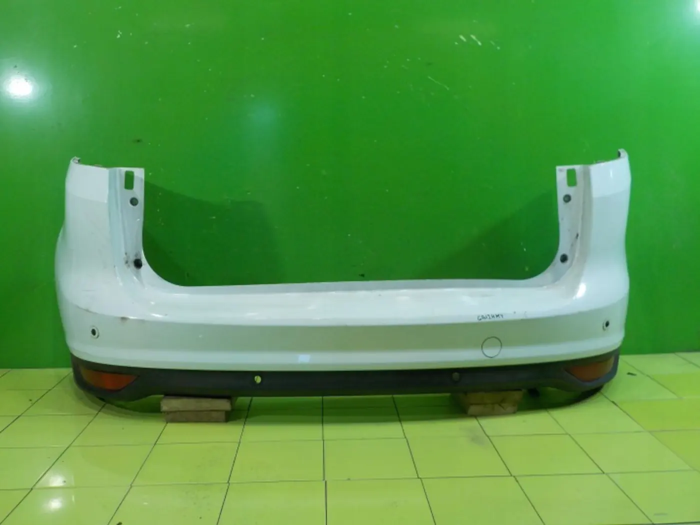 Бампер задний к Ford C-MAX 2010