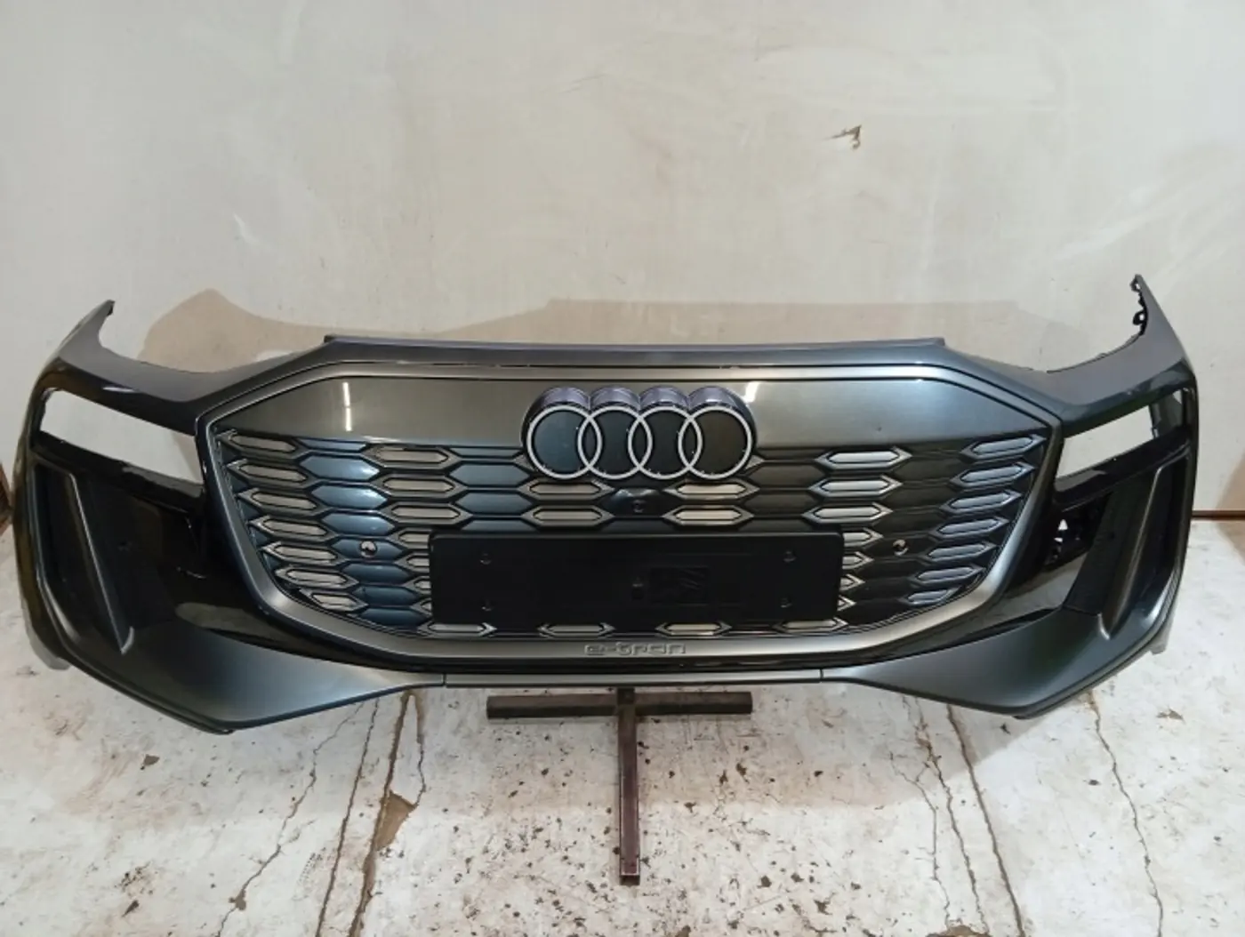 Бампер передний к Audi Q6 2022