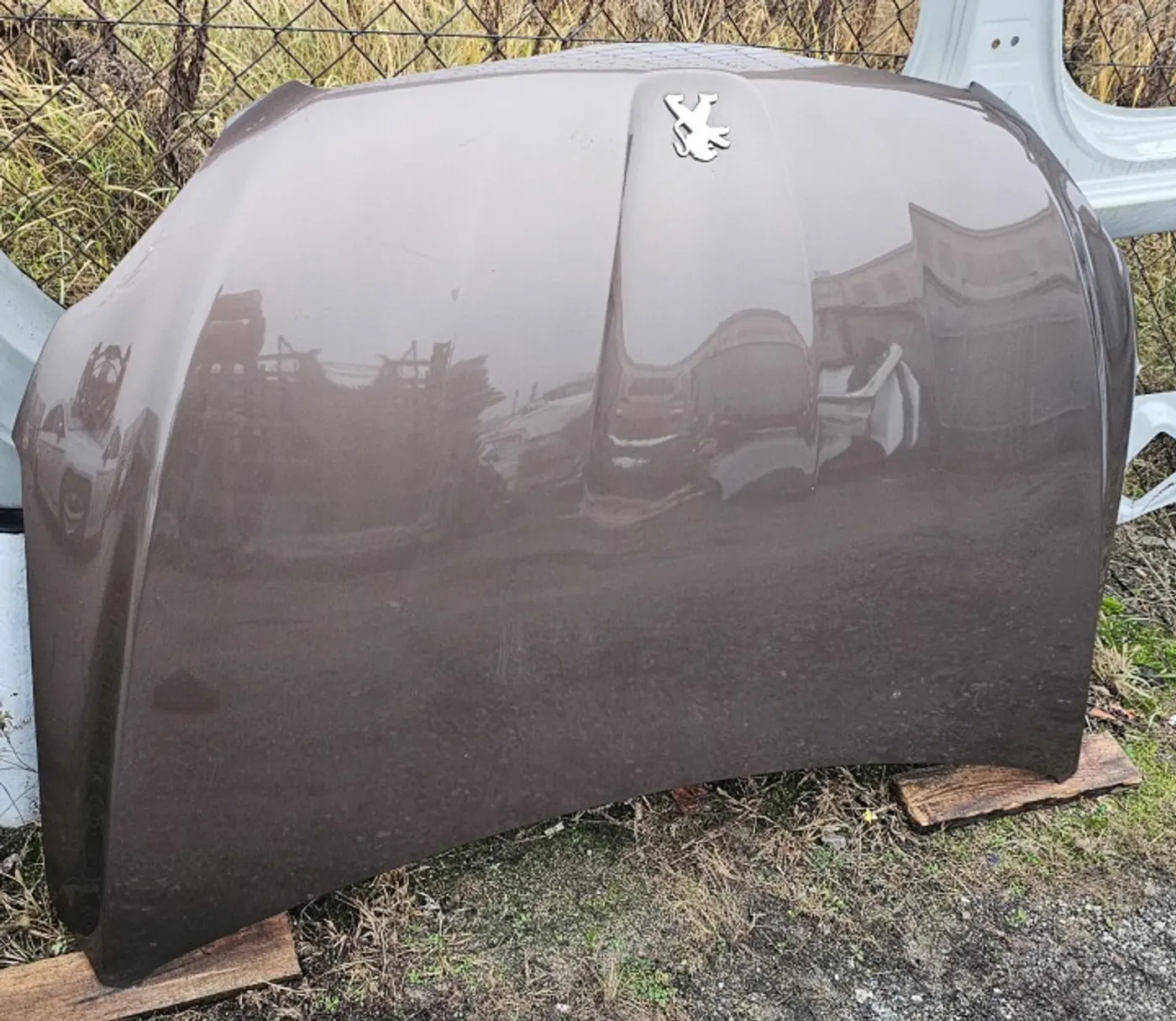 Капот к Peugeot 301 2016
