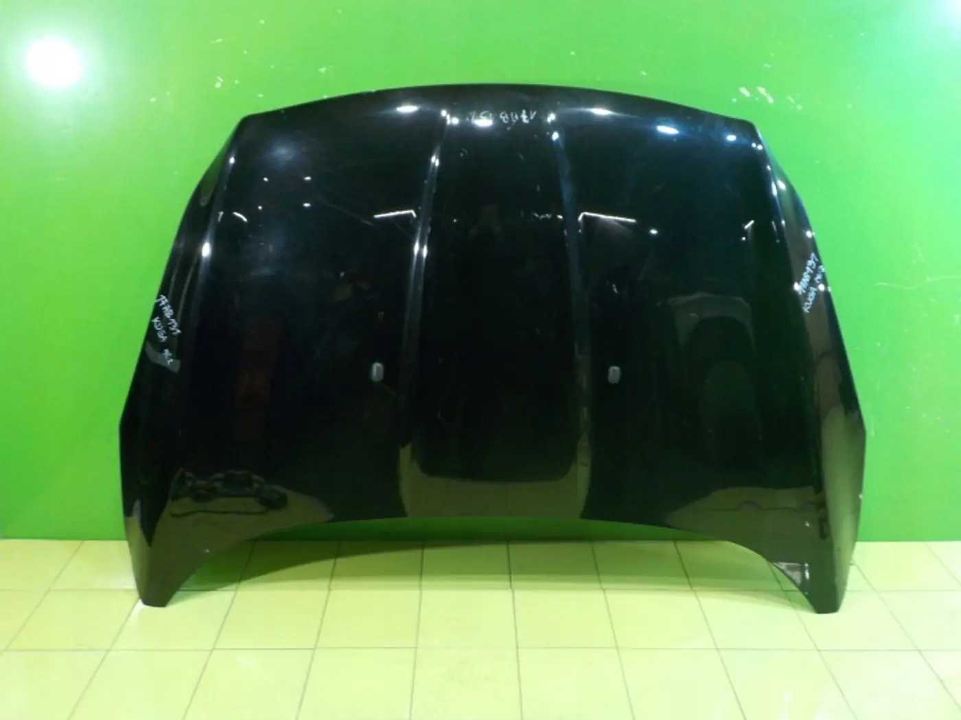 Капот к Ford Kuga 2013