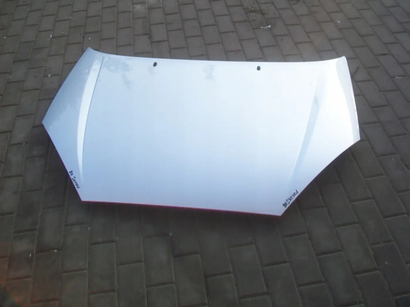 Капот к Ford Focus 1998