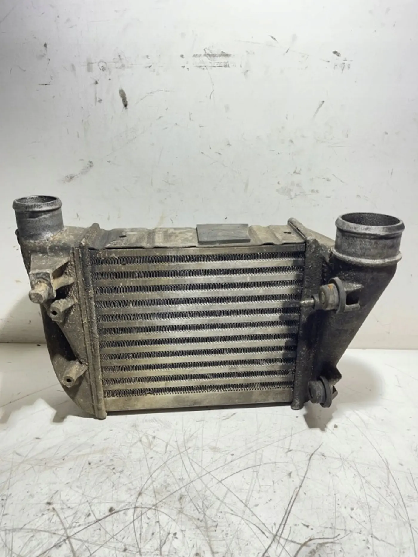 Интеркулер к Audi A4 2000