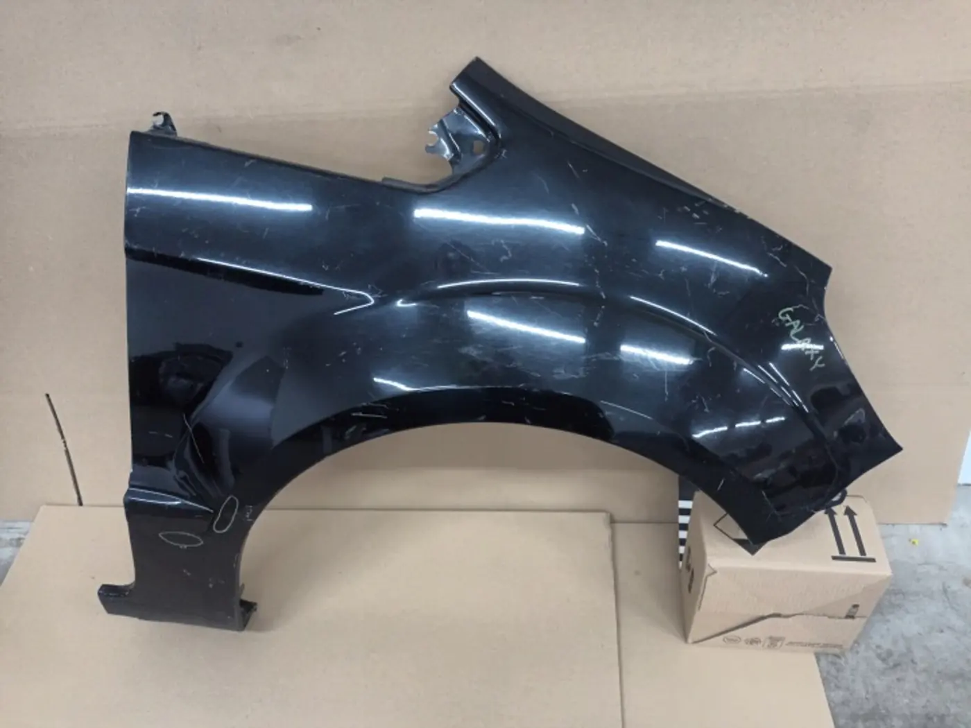 Крыло переднее правое к Ford Galaxy 2015