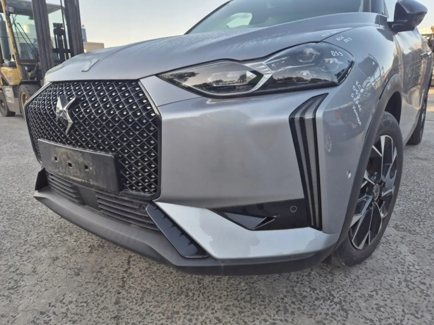 Фара левая к DS 3 2016