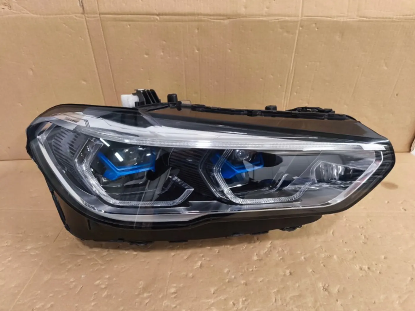 Фара правая к BMW X5 M 2019