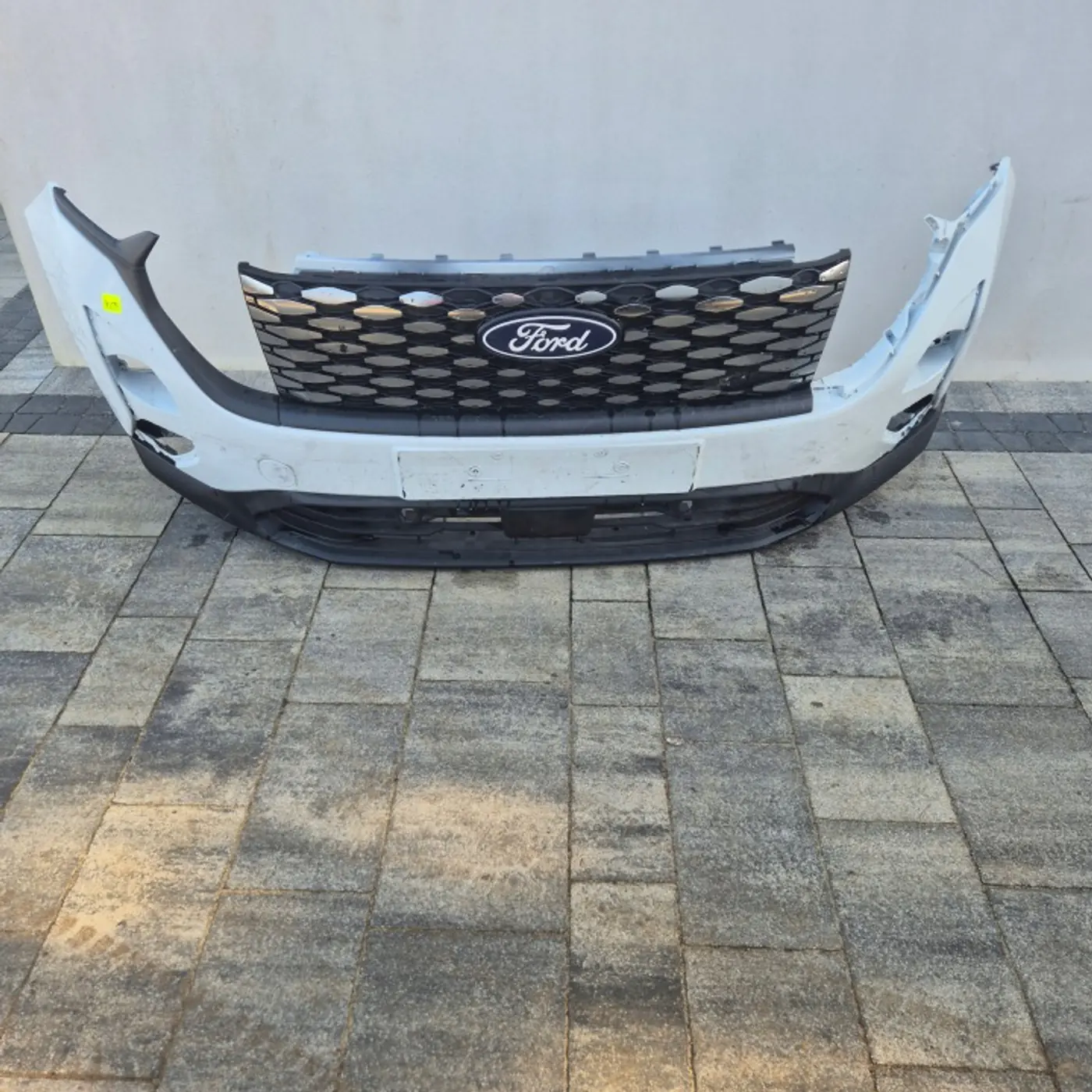 Бампер передний к Ford C-MAX 2003