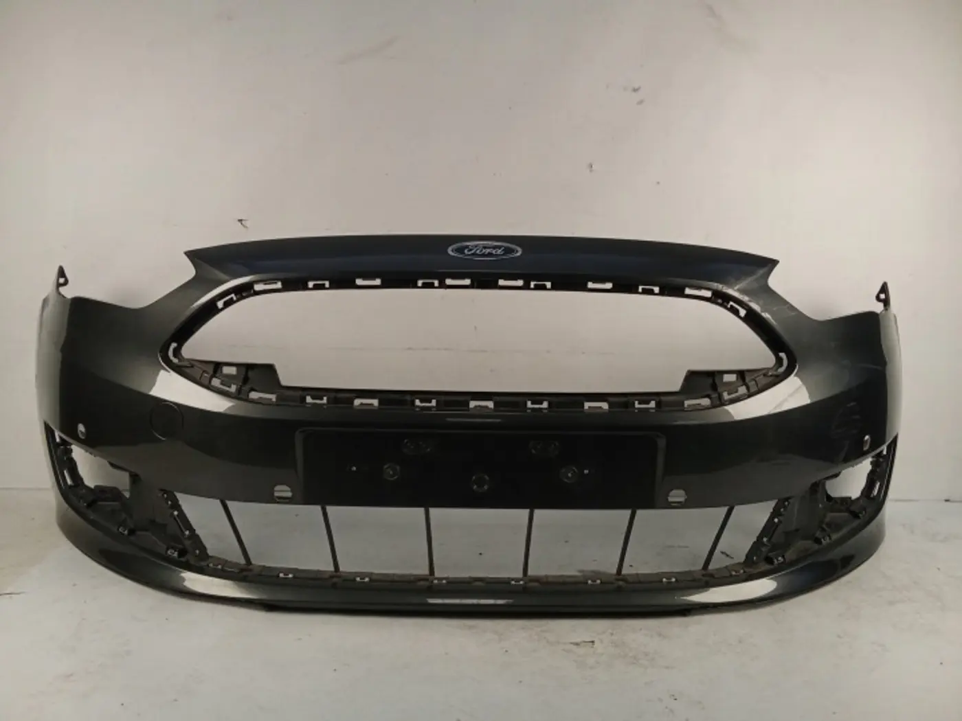 Бампер передний к Ford C-MAX 2015