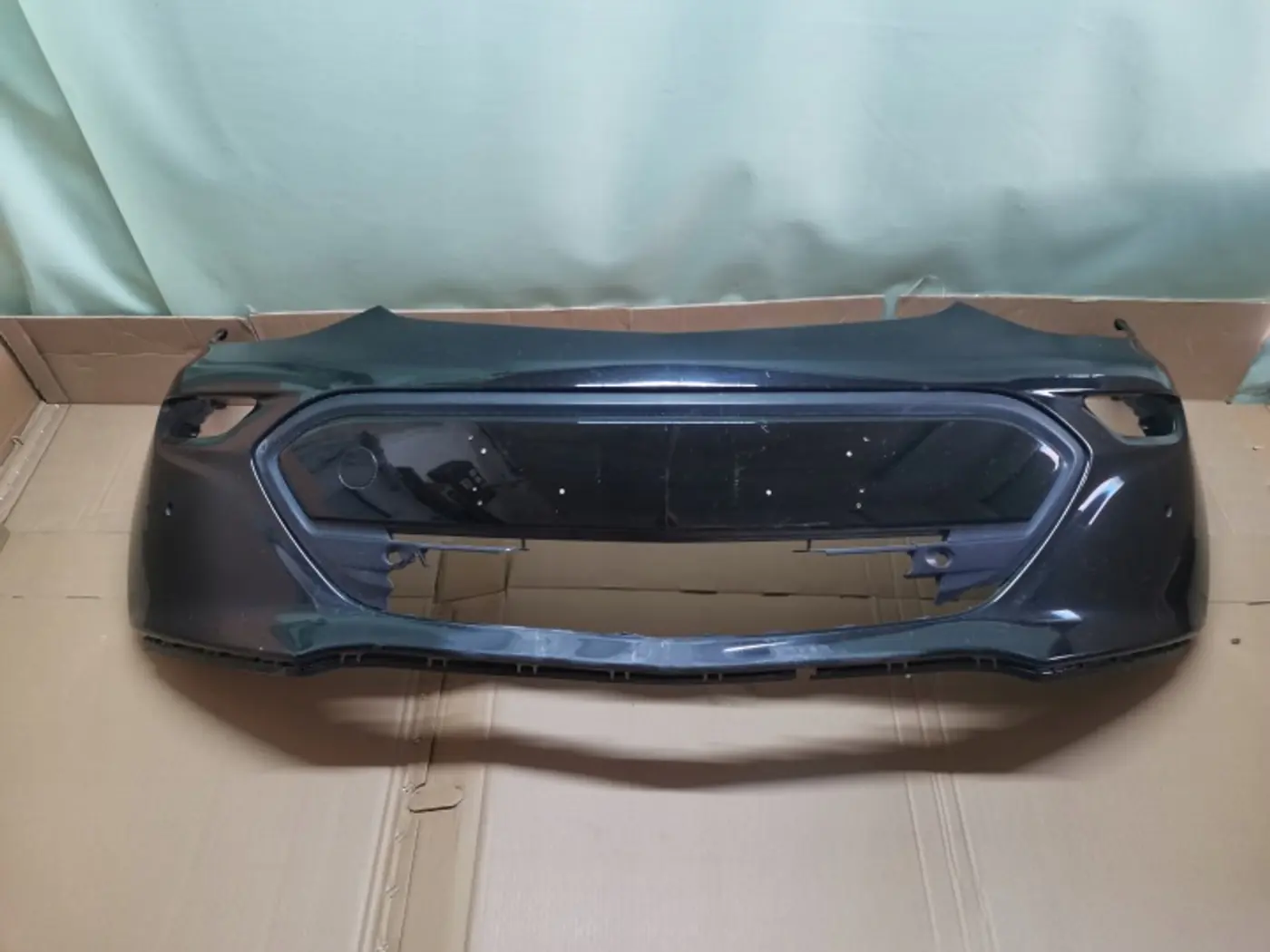 Бампер передний к Chevrolet Bolt 2016