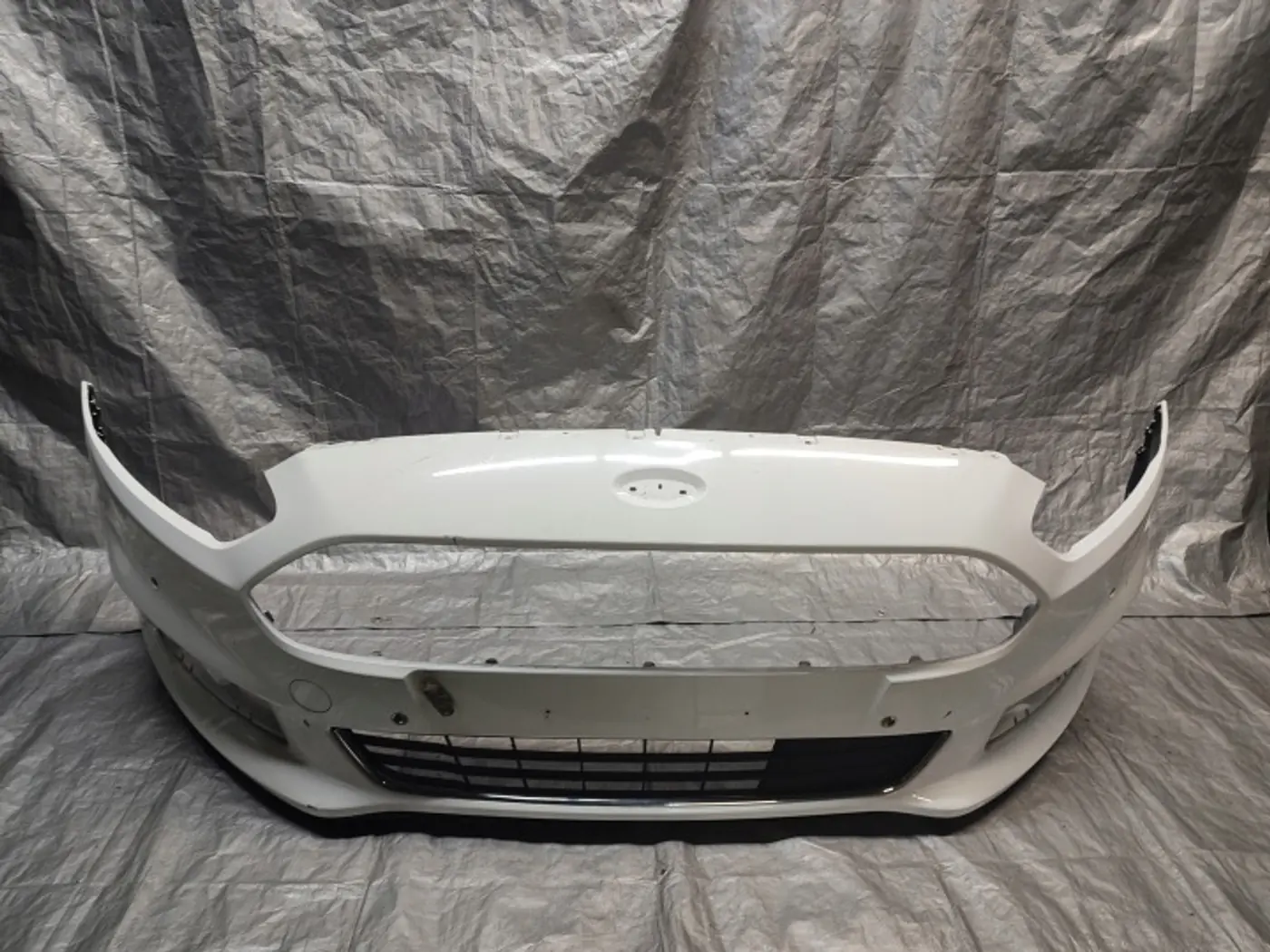 Бампер передний к Ford S-MAX 2015