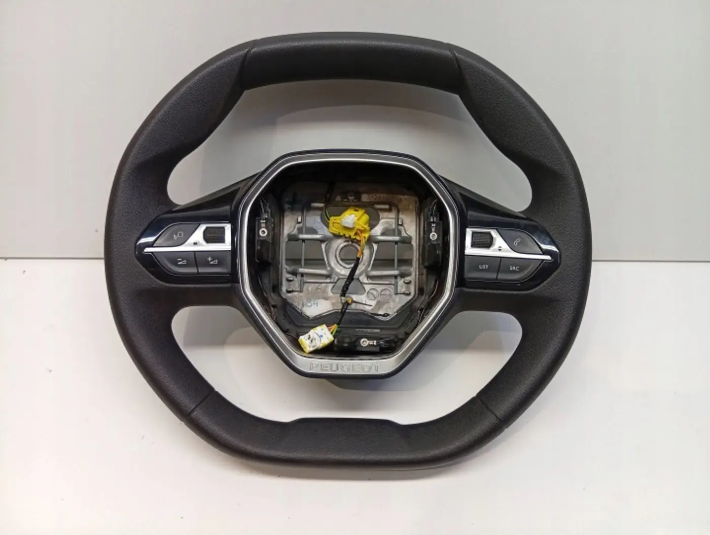 Руль к Peugeot Rifter 2018