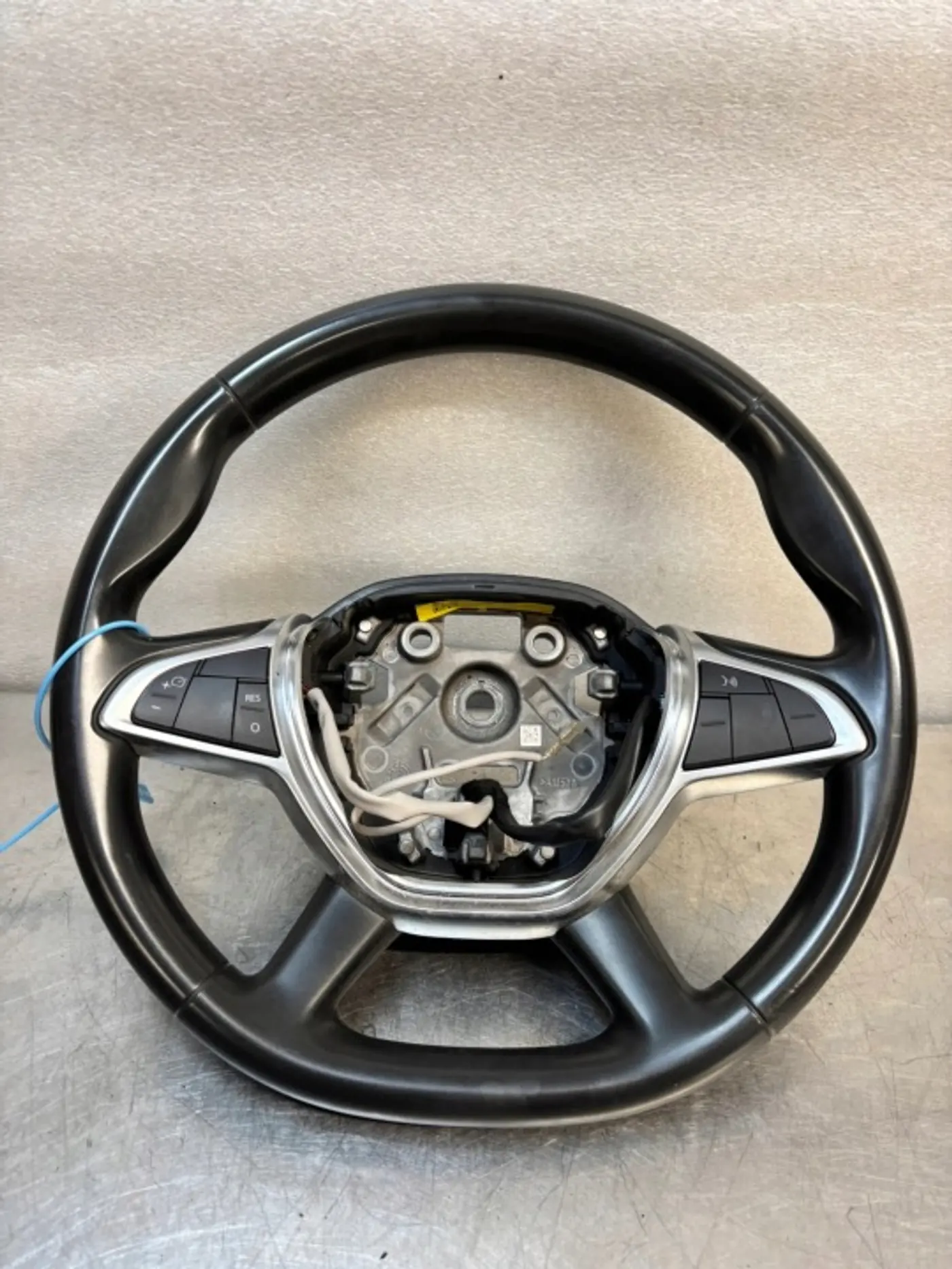 Руль к Dacia Spring 2020