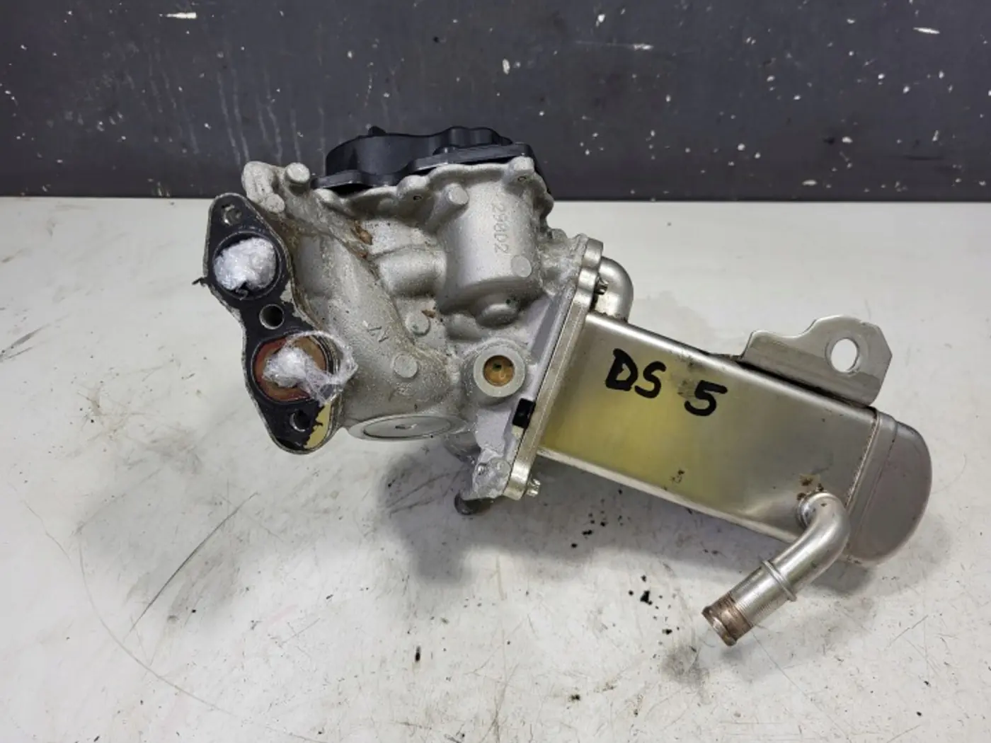 Радиатор EGR к DS 5 2015