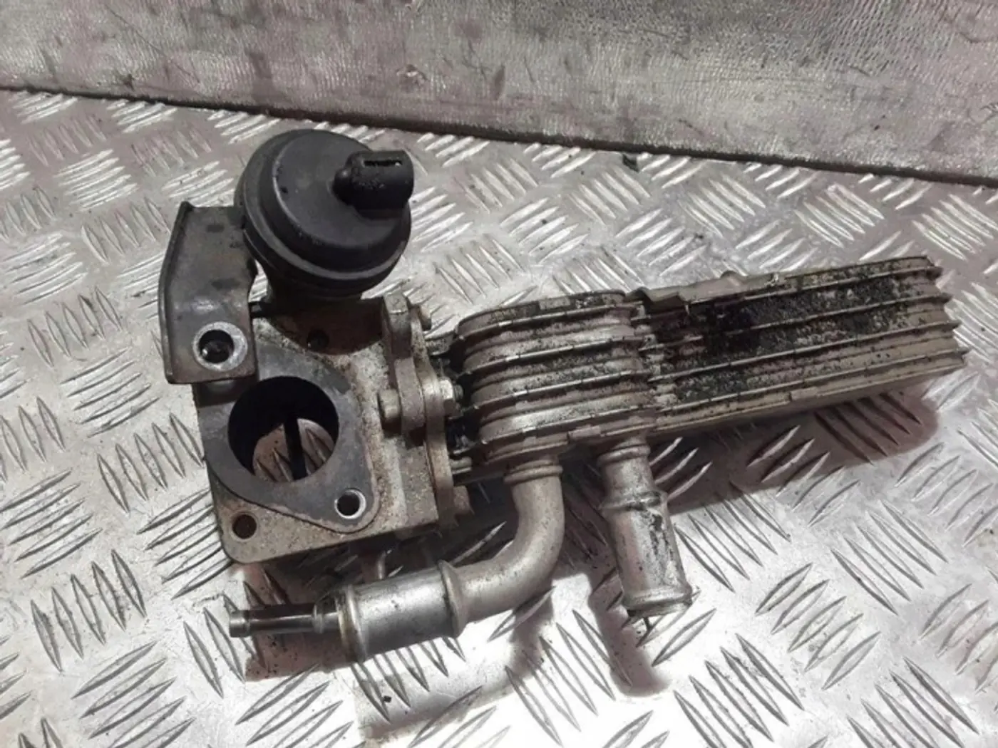 Радиатор EGR к SEAT Altea 2004