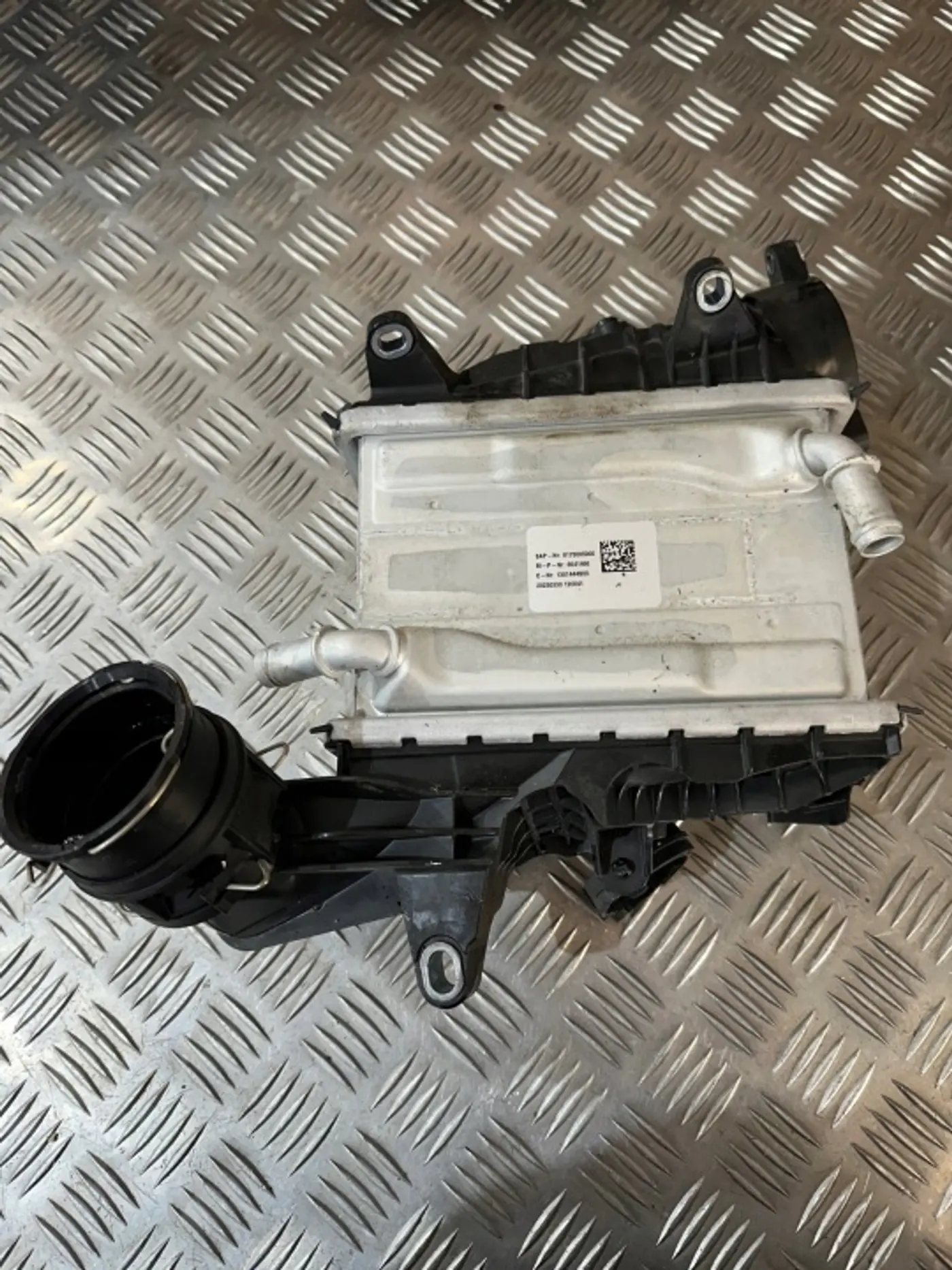 Интеркулер к Volvo XC60 2021