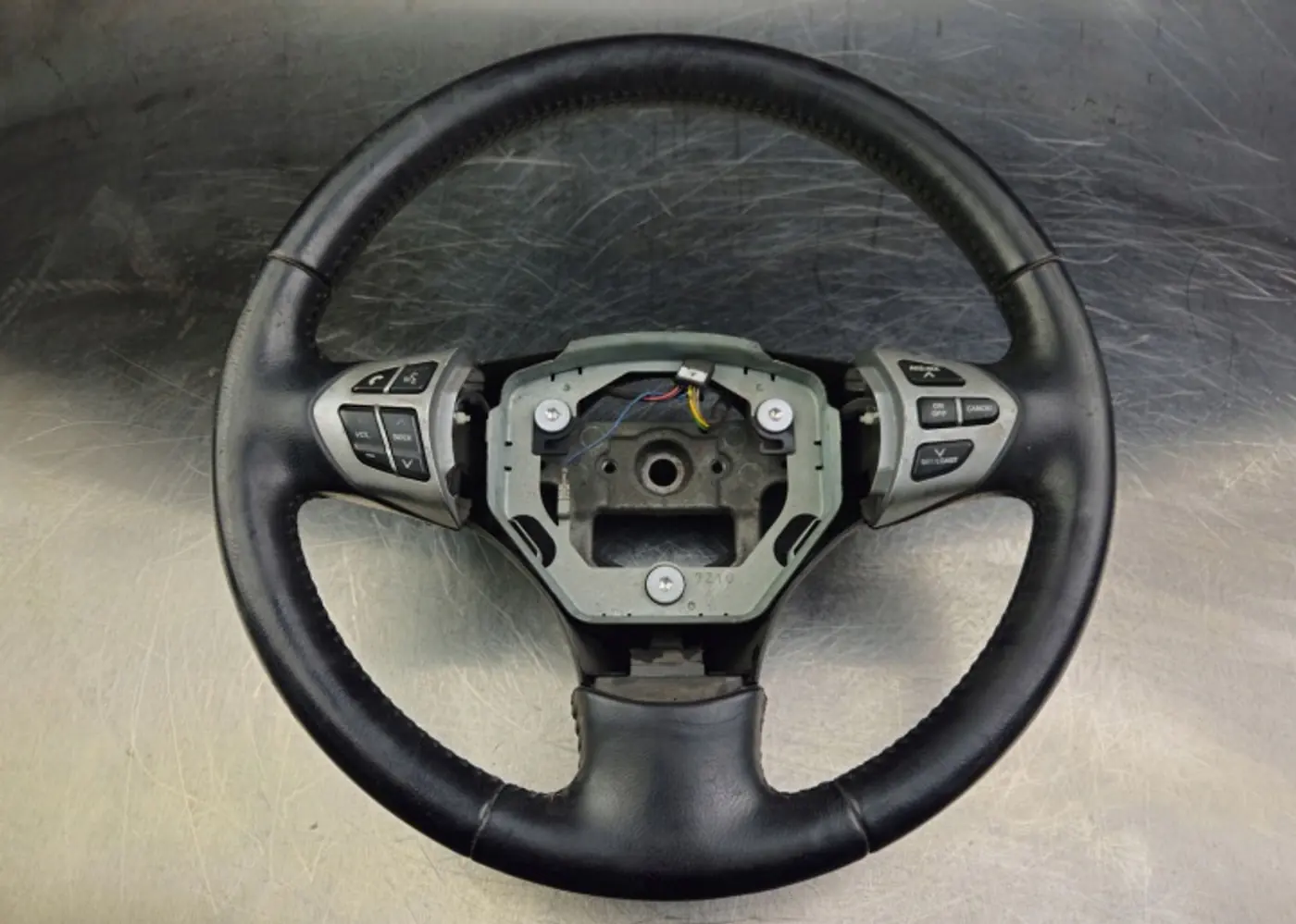 Руль к Suzuki Vitara 2014