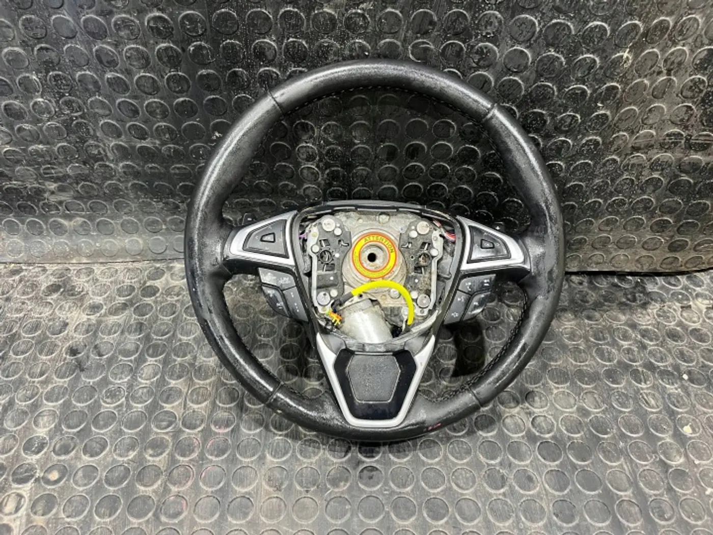 Руль к Ford Fusion 2002