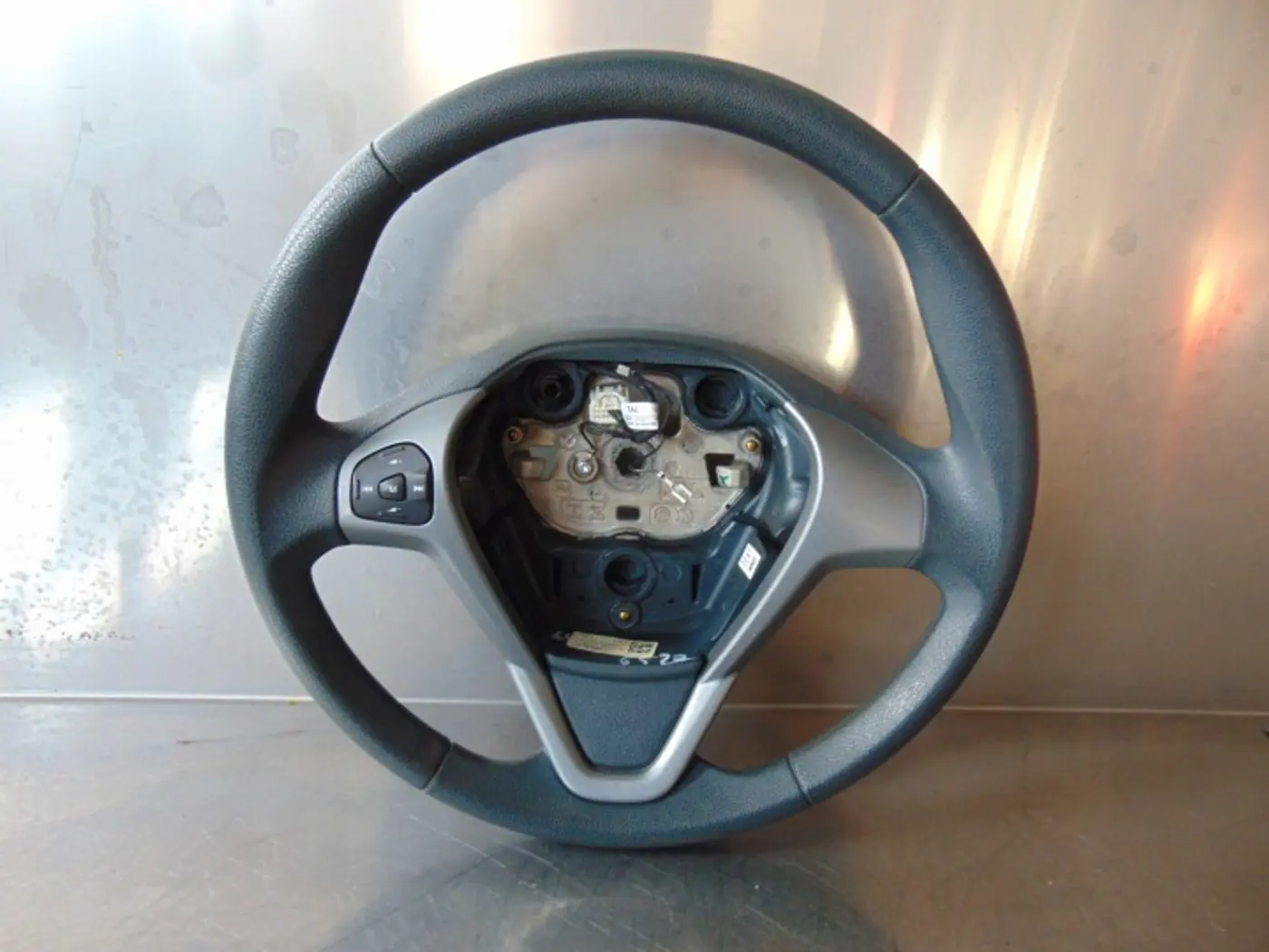 Руль к Ford Fiesta 2001