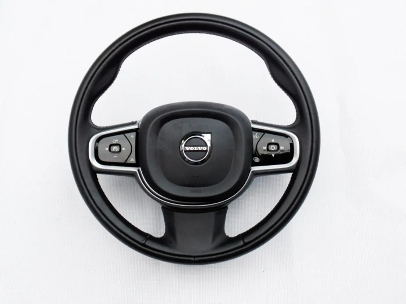 Руль к Polestar 2 2020