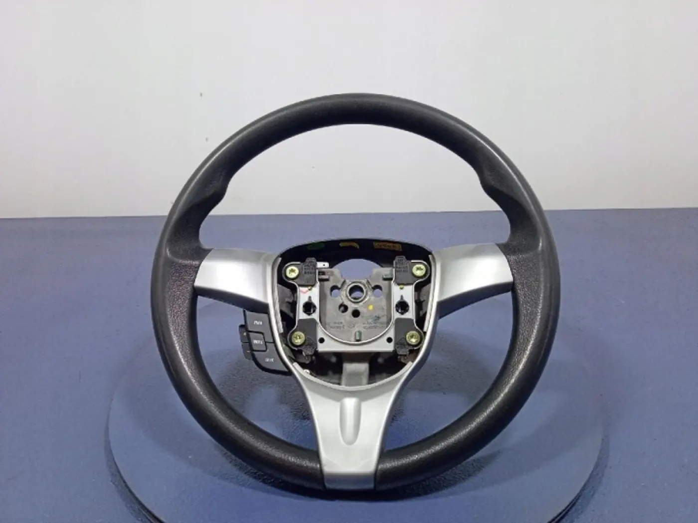 Руль к Chevrolet Spark 2010