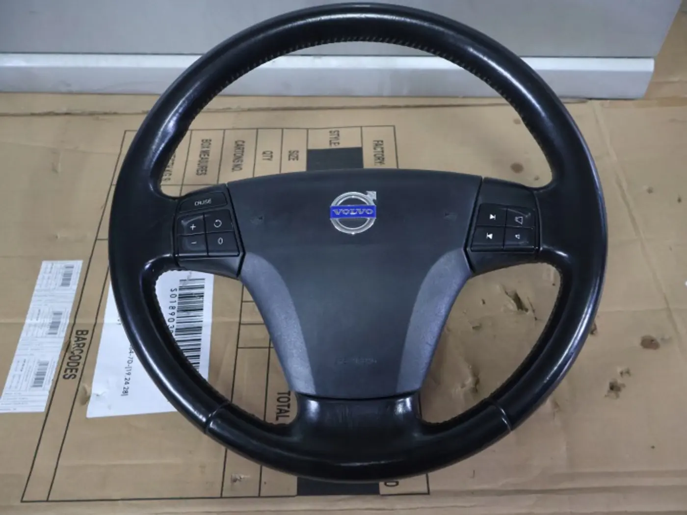 Руль к Volvo C70 2009