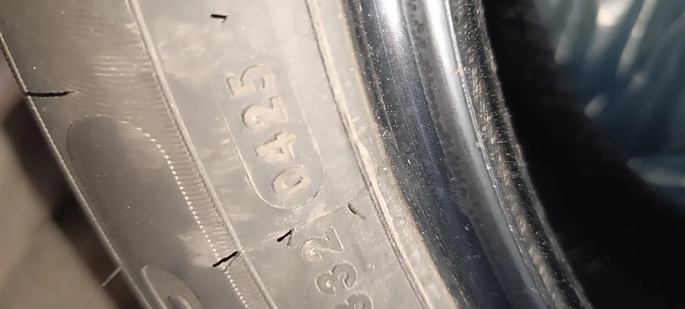 R18 225 55 Atlas geely