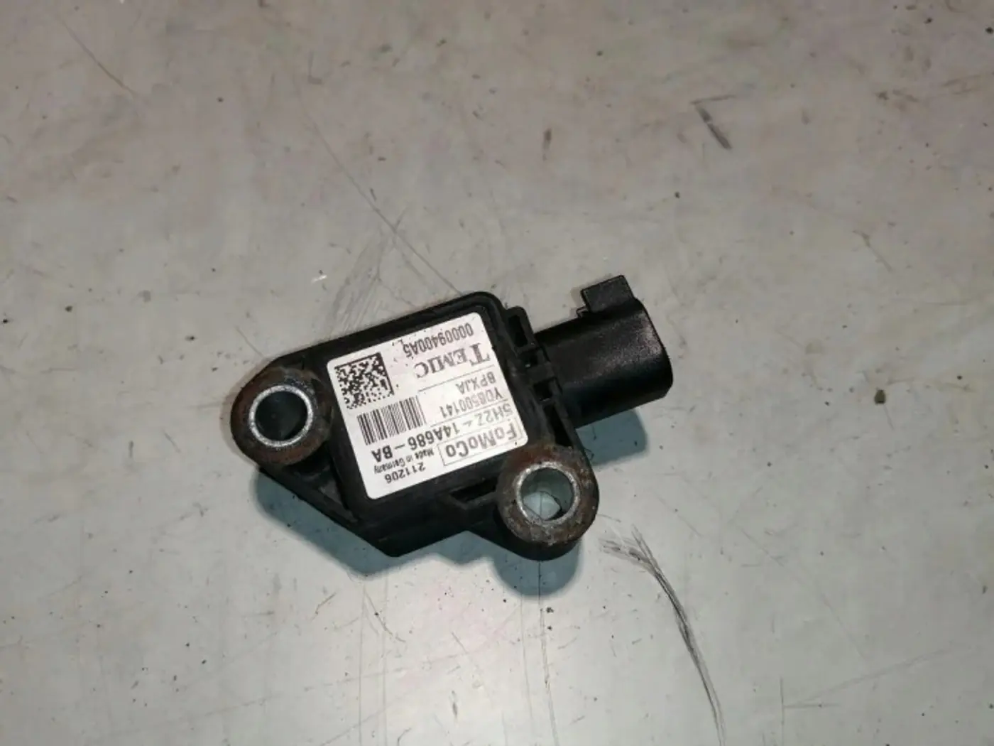 Датчик удара к Ford Kuga 2013
