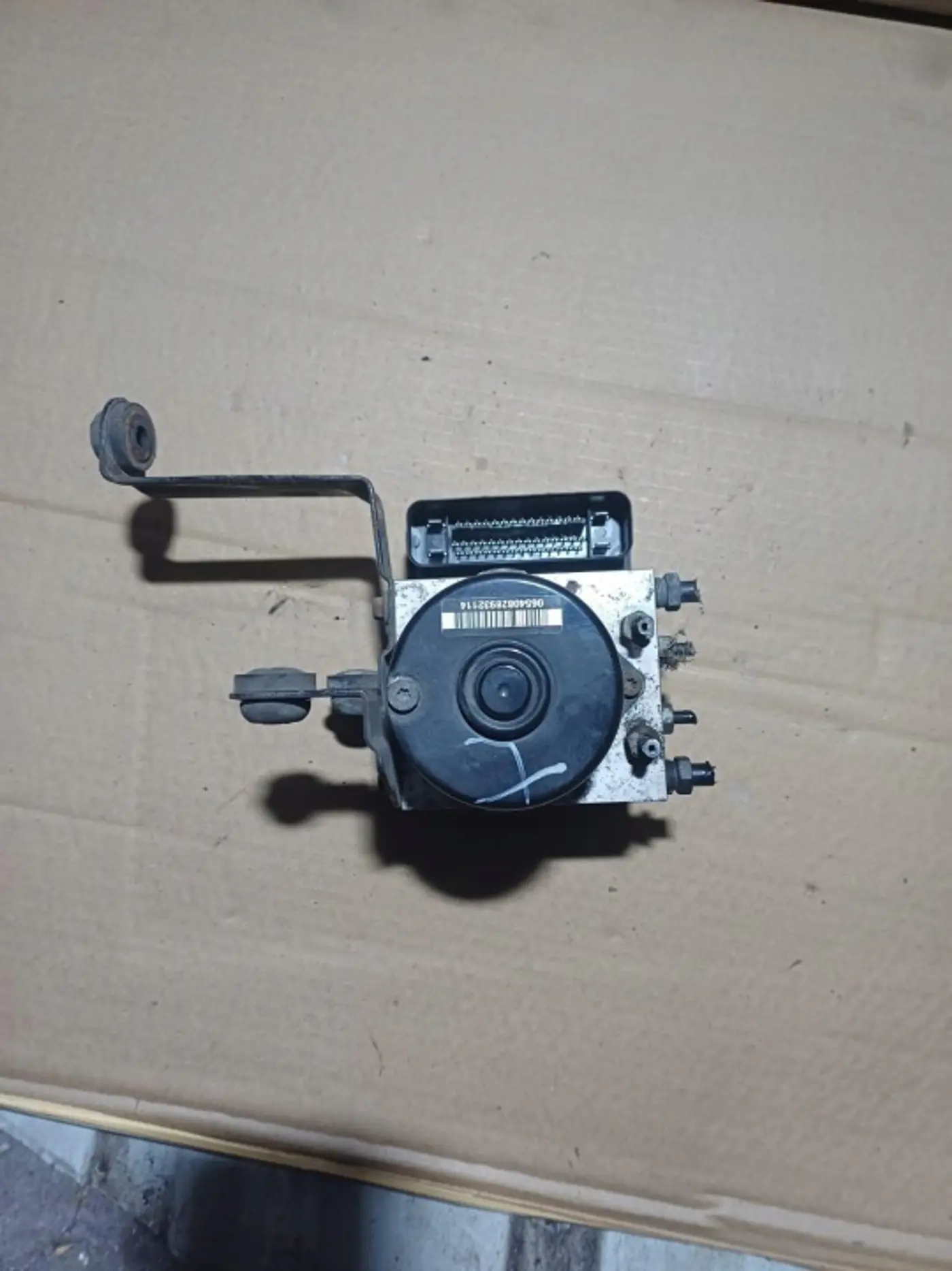 Блок ABS к Ford Kuga 2008