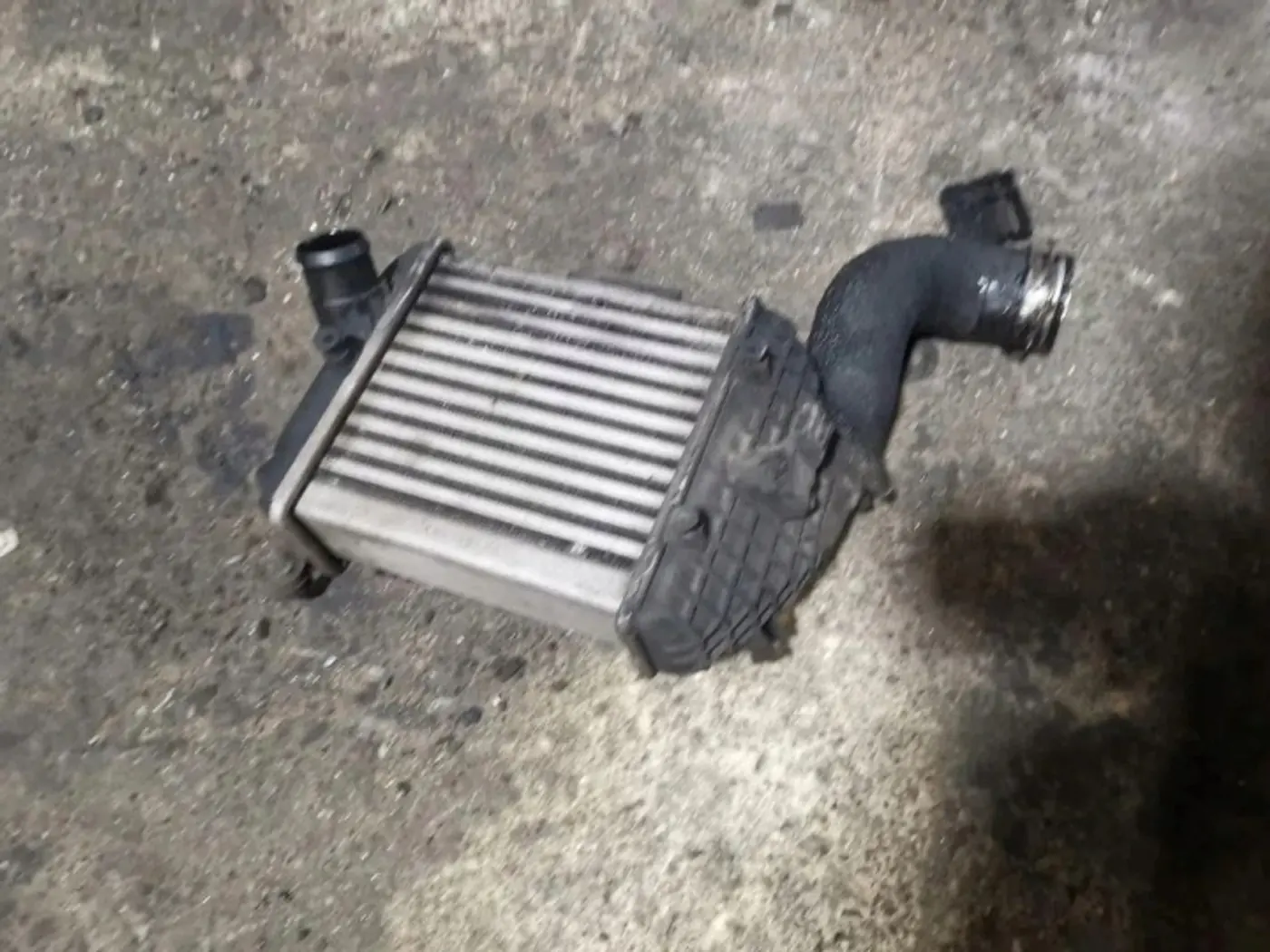 Интеркулер к Audi A4 2000