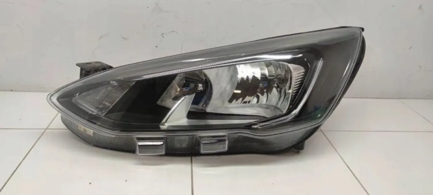 Фара левая к Ford Focus 2011