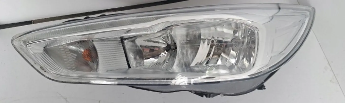 Фара левая к Ford Focus 2014