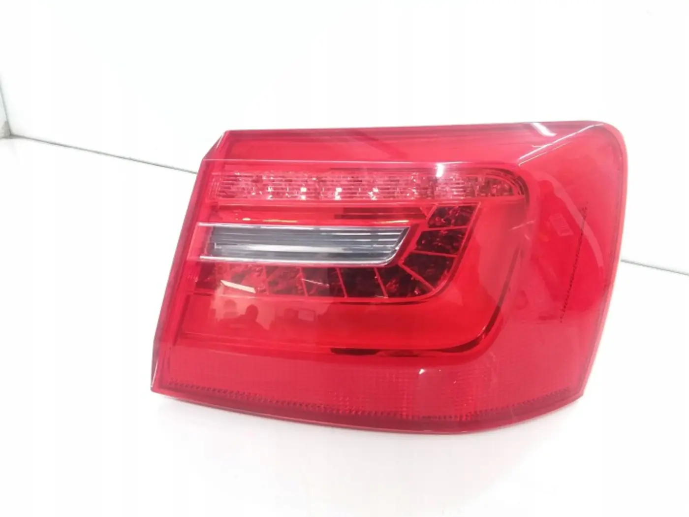 Фонарь задний правый к Audi S6 2006