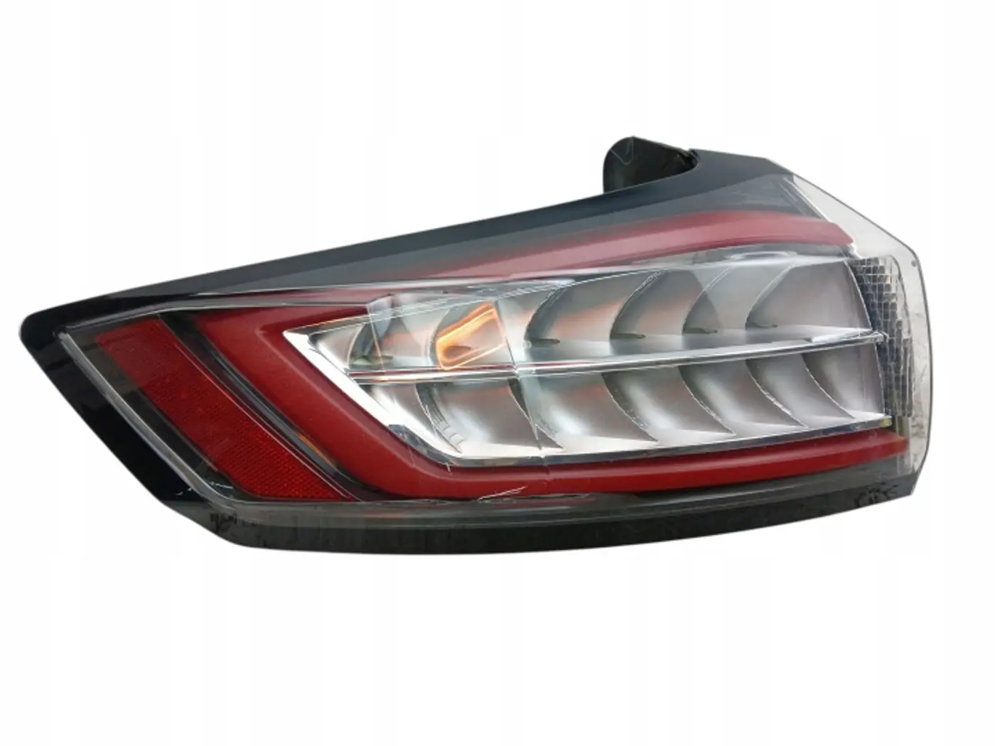 Фонарь задний левый к Ford Edge 2015