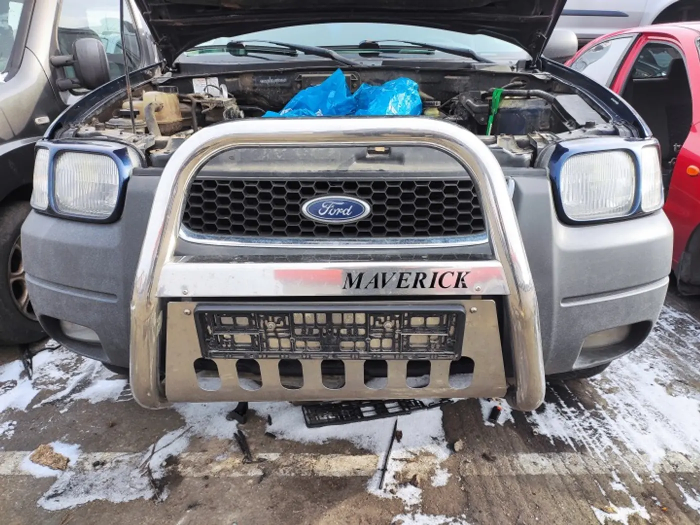 Бампер передний к Ford Maverick 2000